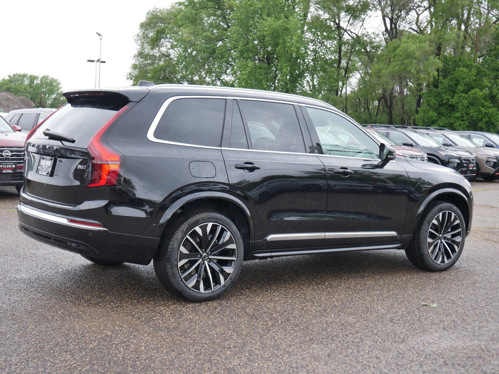 2025 Volvo XC90 Plus photo 3