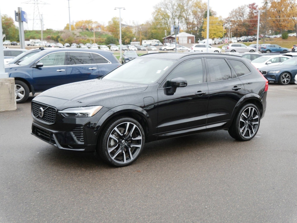Certified 2023 Volvo XC60 Recharge Plug-In Hybrid Ultimate Dark Theme T8 eAWD PHEV Ultimate Dark Theme