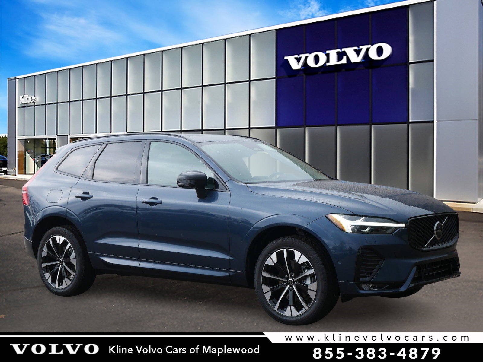 2026 Volvo XC60 B5 Plus Dark AWD's photo
