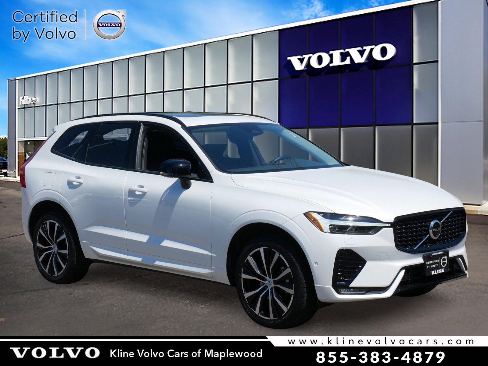 2025 Volvo XC60 B5 Plus Dark AWD's photo
