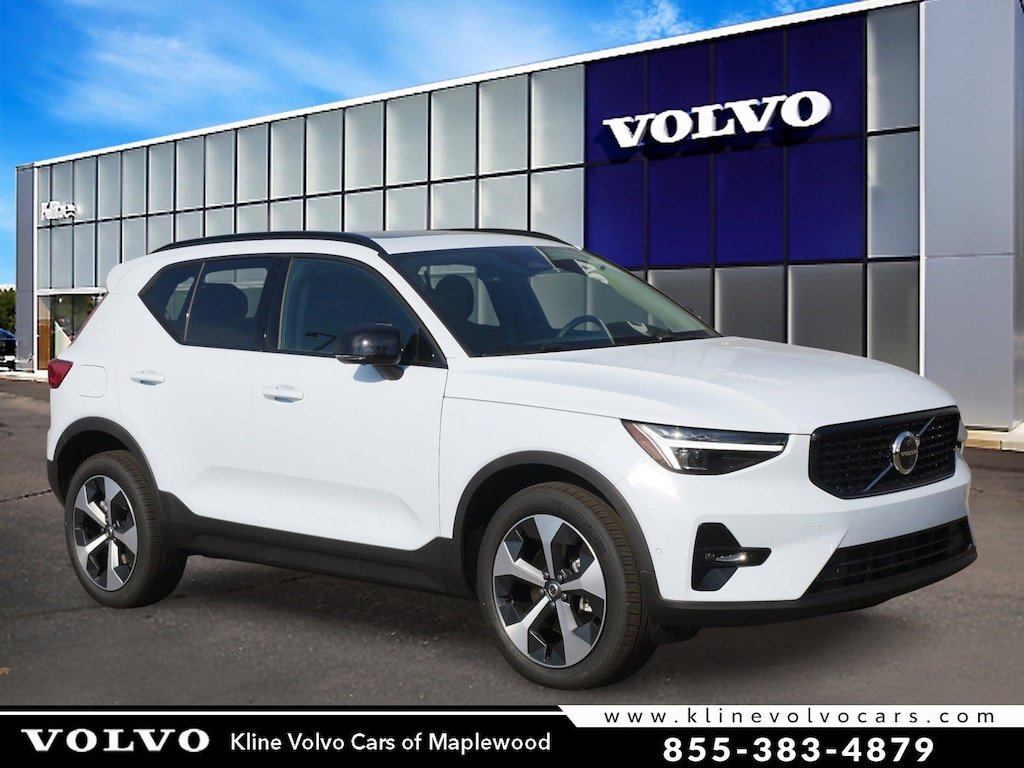 New 2026 Volvo XC40 B5 Plus SUV