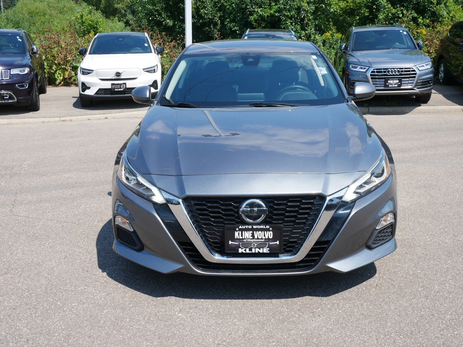 Used 2022 Nissan Altima SV with VIN 1N4BL4DW6NN372786 for sale in Maplewood, Minnesota