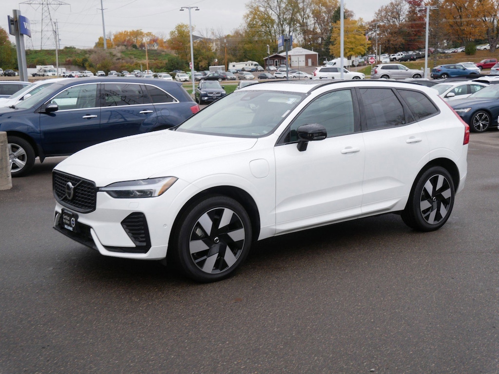 Certified 2025 Volvo XC60 Plug-In Hybrid Plus T8 AWD Plus