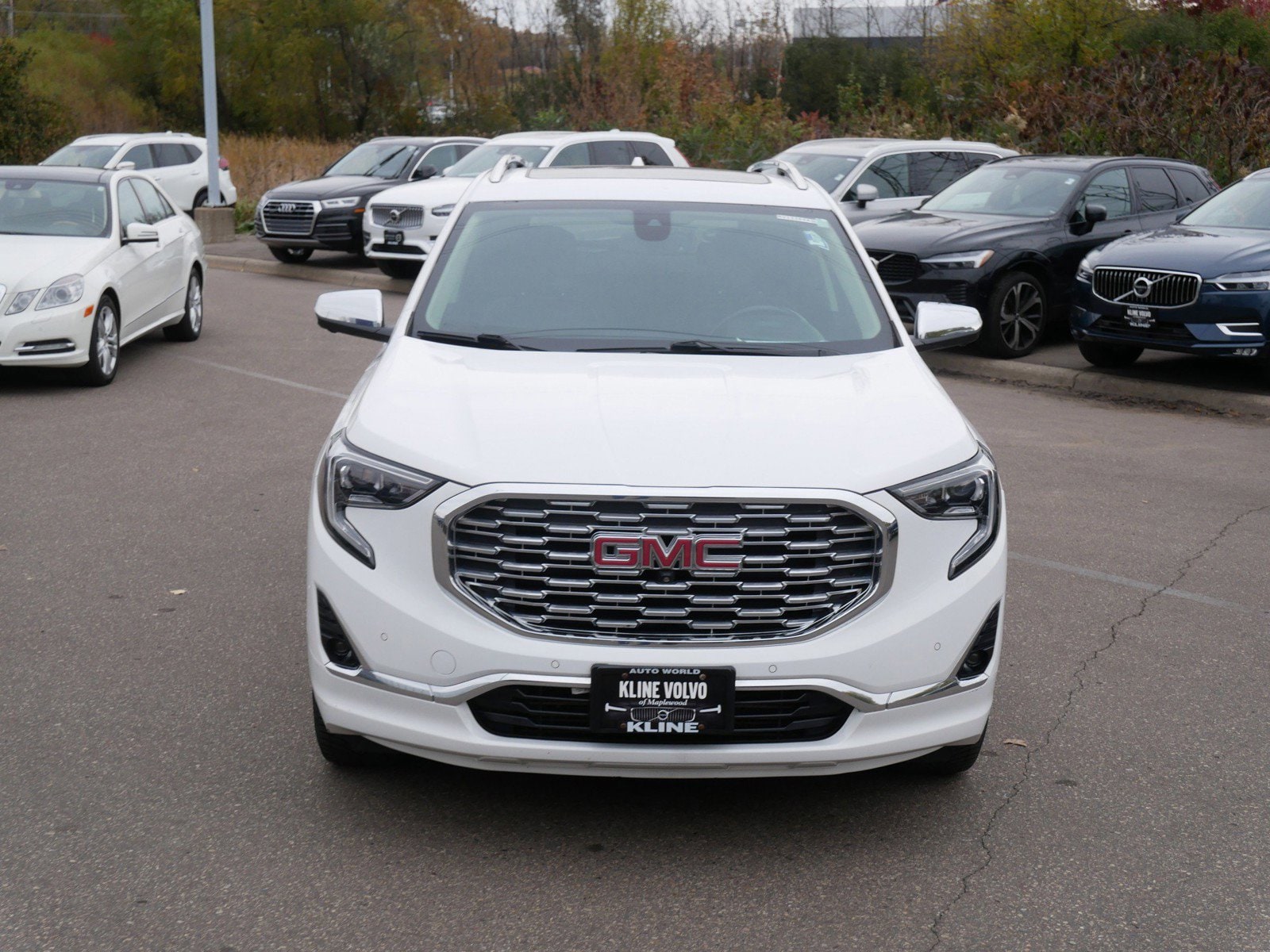 Used 2019 GMC Terrain Denali with VIN 3GKALXEX9KL101347 for sale in Maplewood, Minnesota
