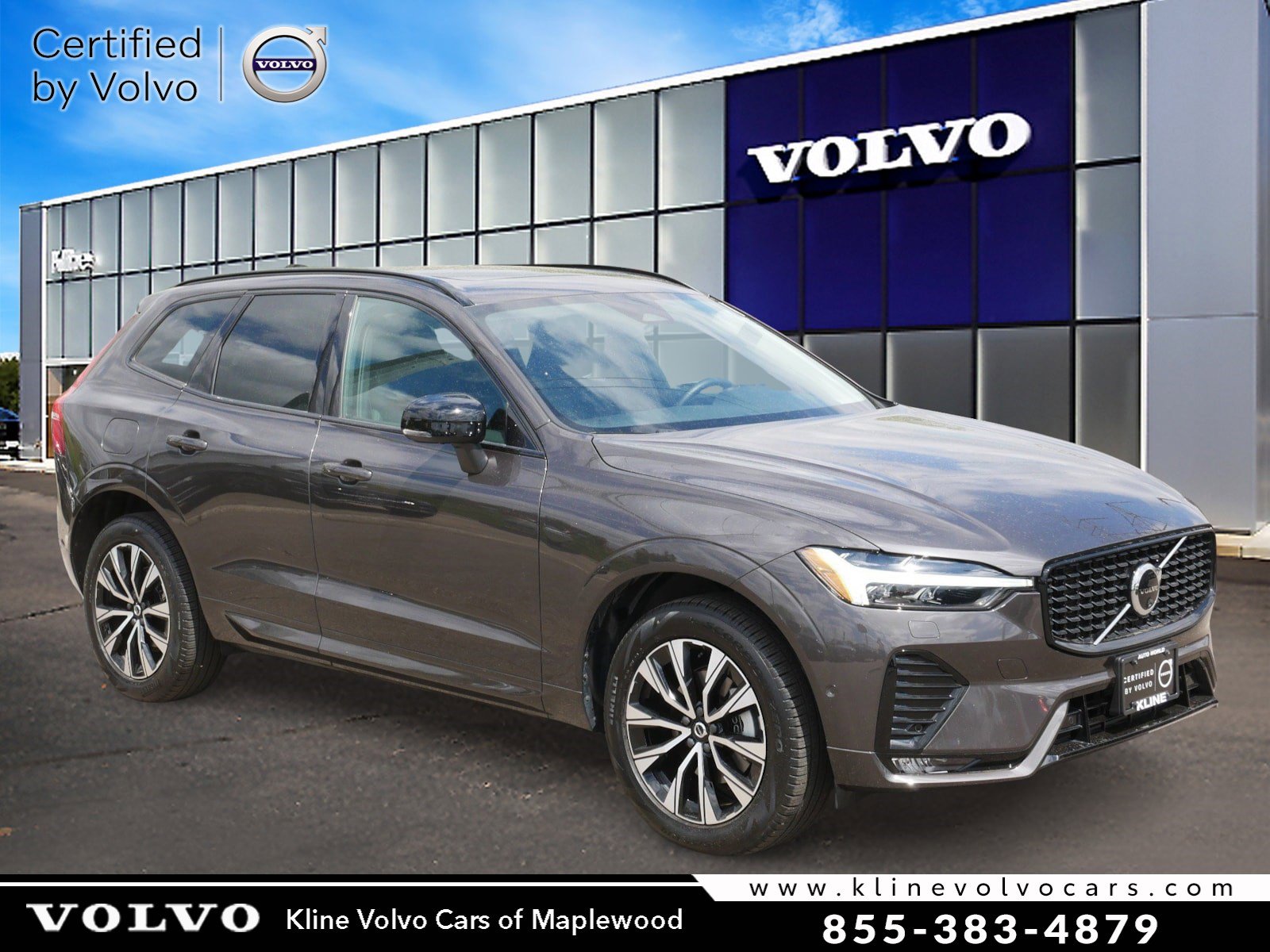 2025 Volvo XC60 B5 Plus Dark AWD's photo
