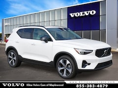 2026 Volvo XC40 B4 Plus FWD SUV in Maplewood, MN