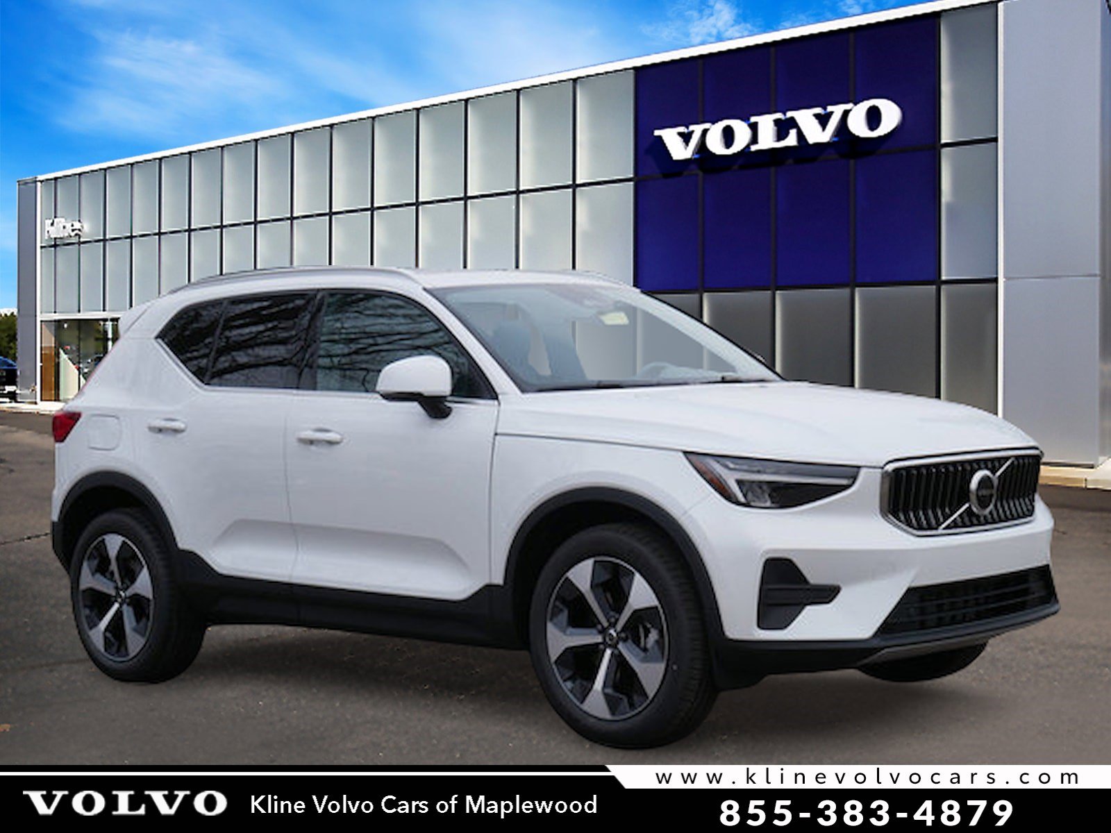 2025 Volvo XC40 SUV 