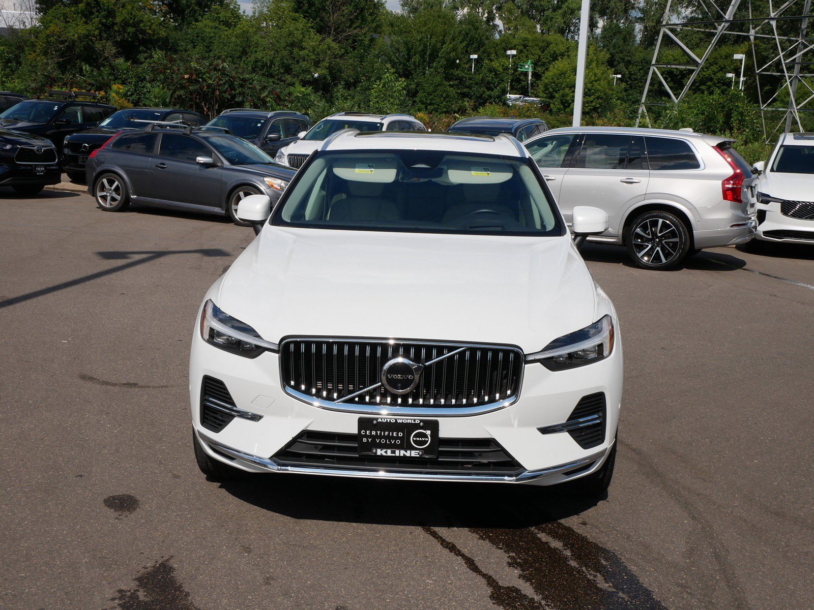 Used 2022 Volvo XC60 Inscription Expression with VIN YV4H60DZ5N1040633 for sale in Maplewood, Minnesota