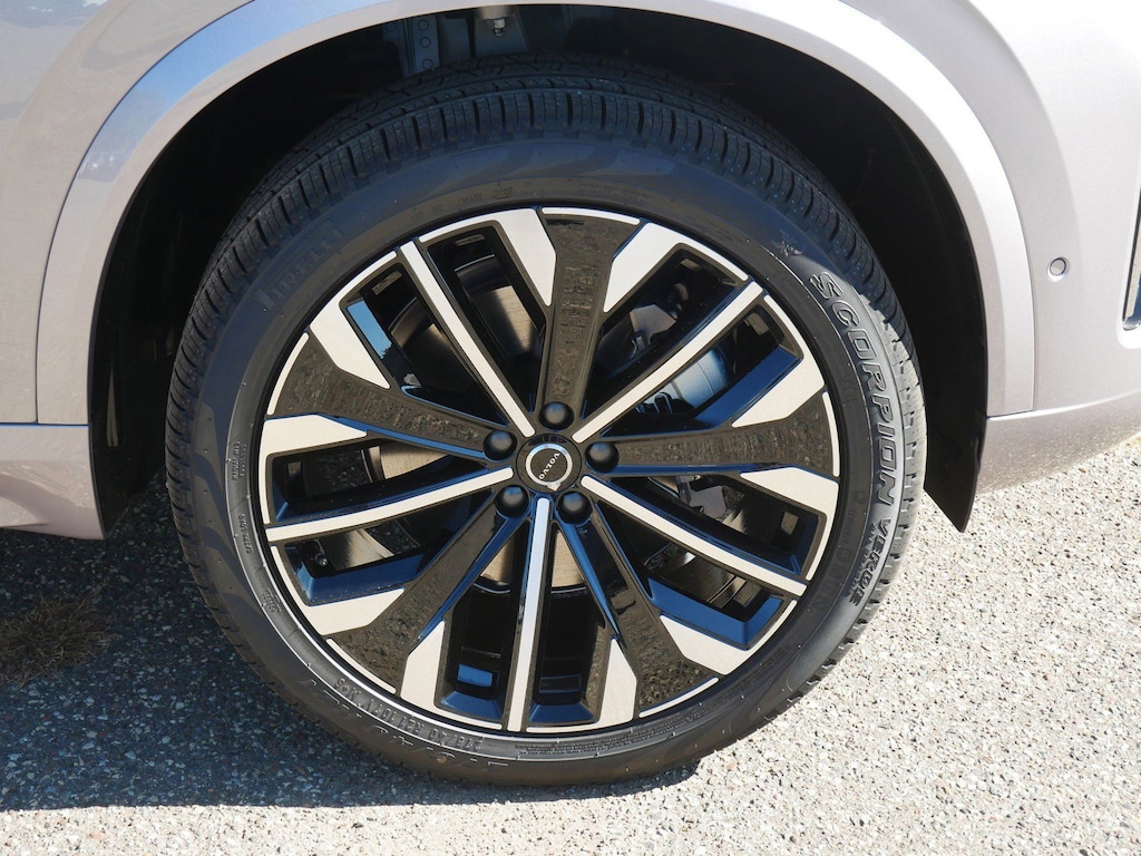 New 2026 Volvo XC90 B6 Ultra 6-Seater SUV