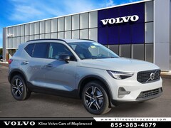2026 Volvo XC40 B5 Core AWD SUV in Maplewood, MN