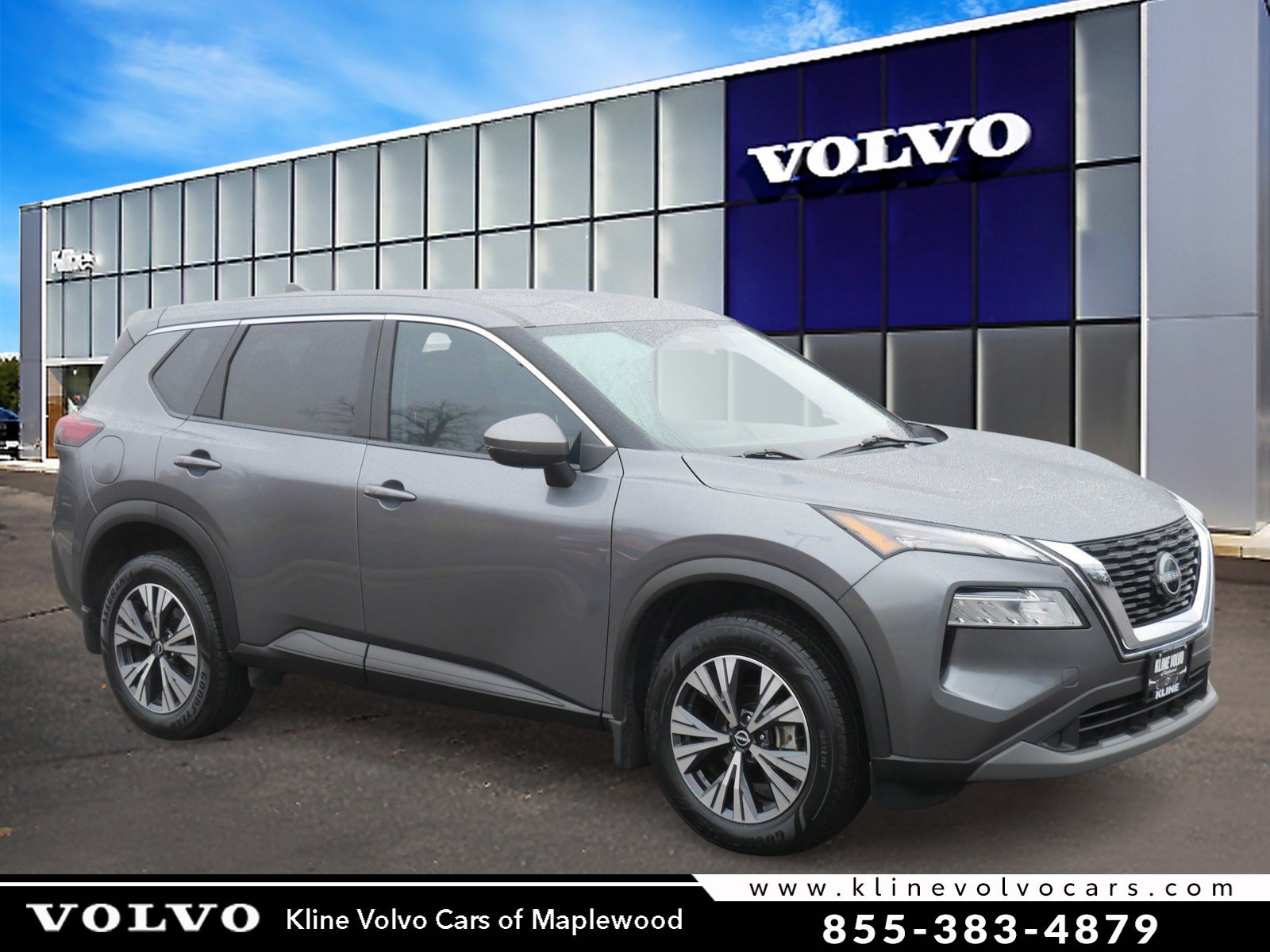 2023 Nissan Rogue SV's photo