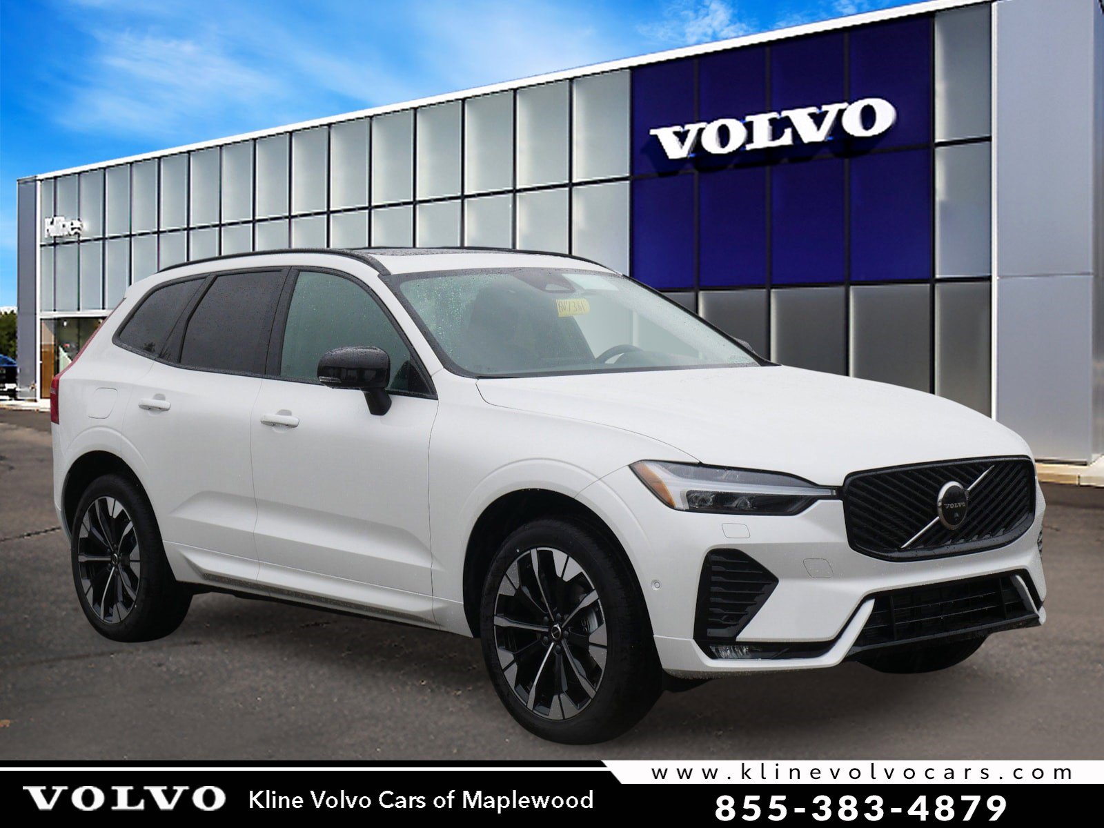 2026 Volvo XC60 Plus's photo
