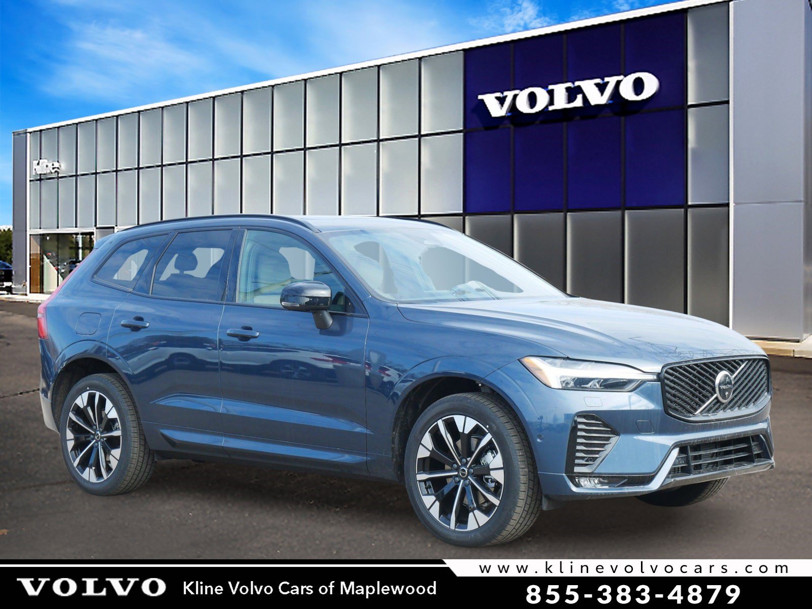 2026 Volvo XC60 B5 Plus Dark AWD's photo