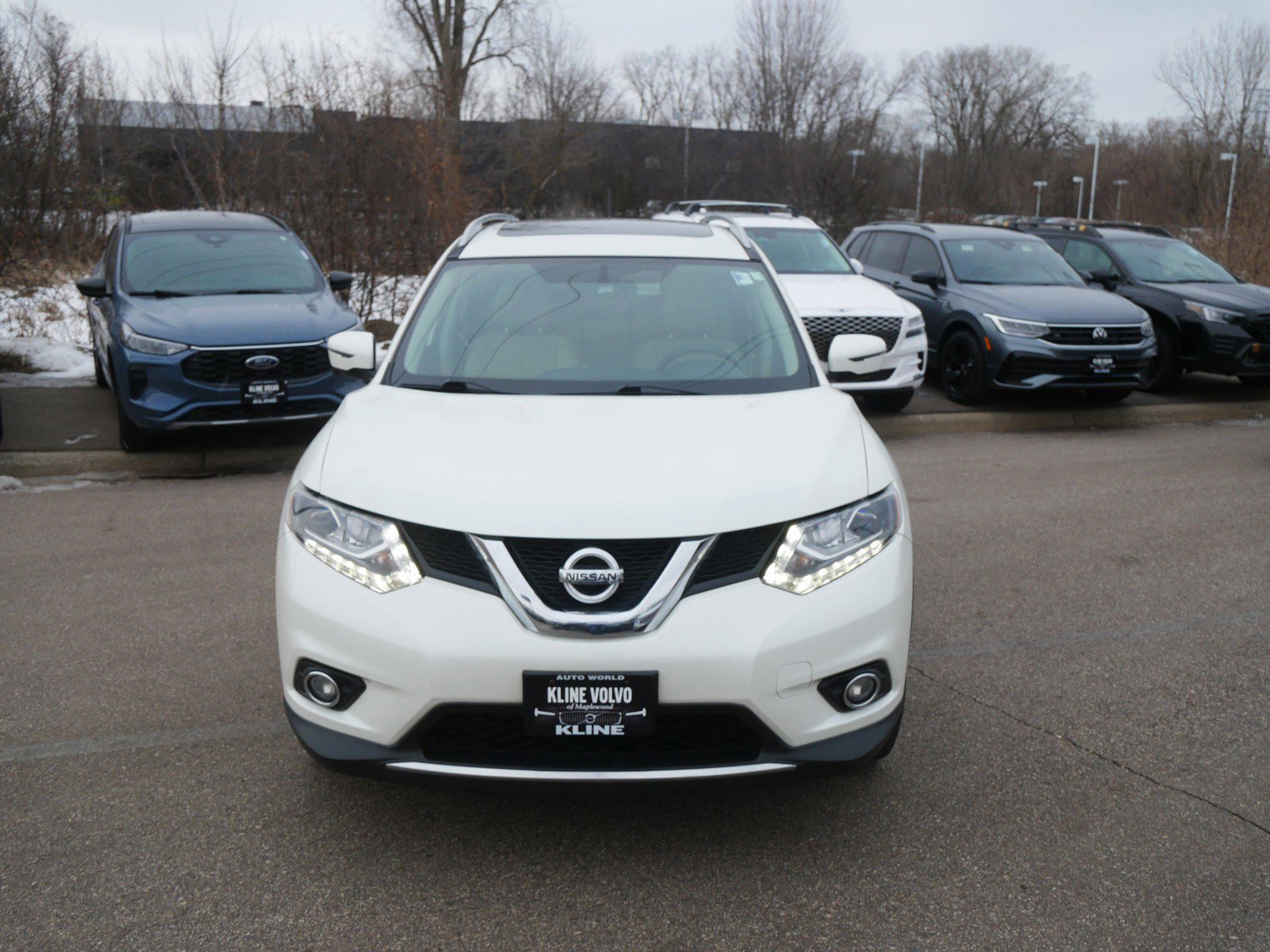 Used 2016 Nissan Rogue SL with VIN 5N1AT2MV3GC853218 for sale in Maplewood, Minnesota