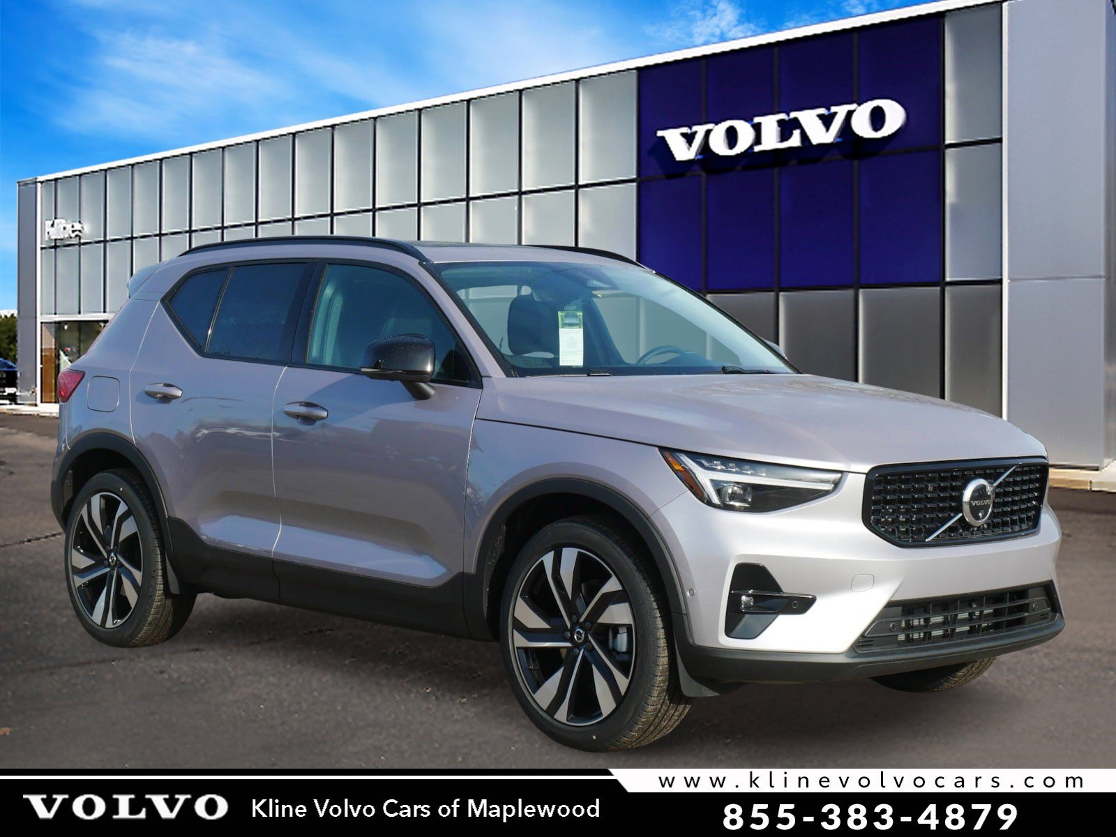 2026 Volvo XC40 B5 Ultra Dark AWD's photo