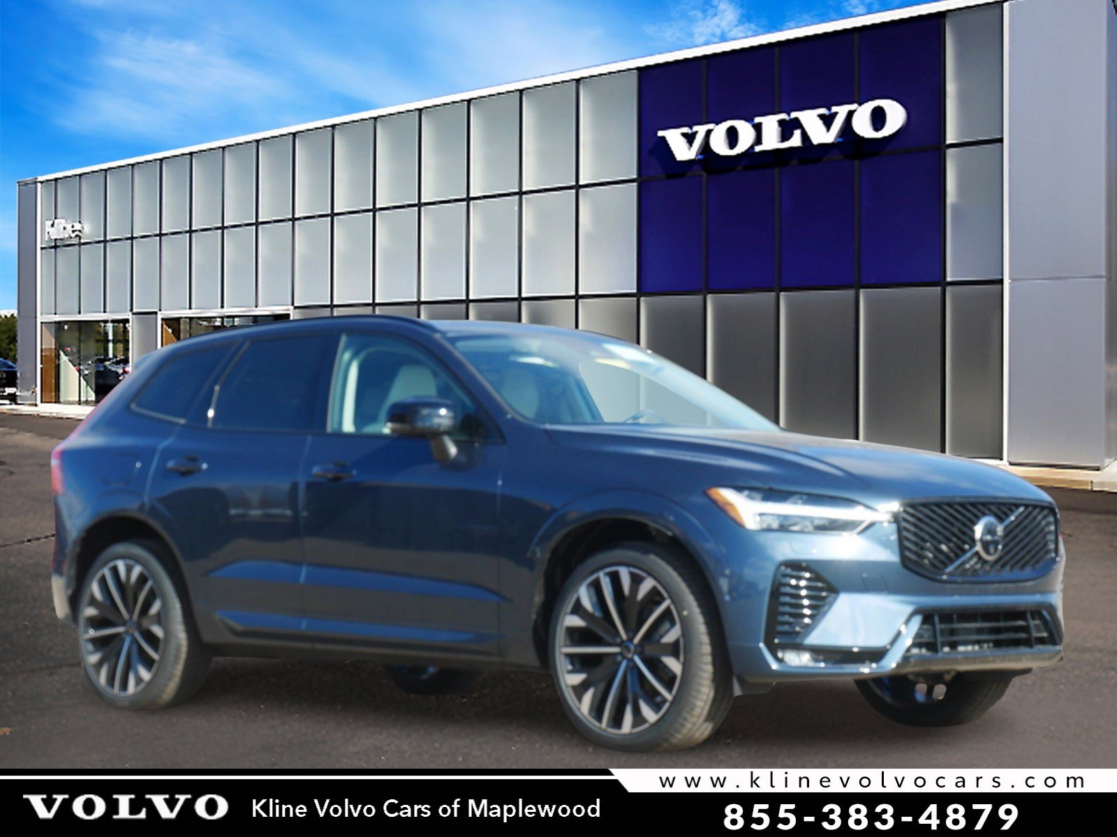 2026 Volvo XC60 B5 Ultra Dark AWD's photo