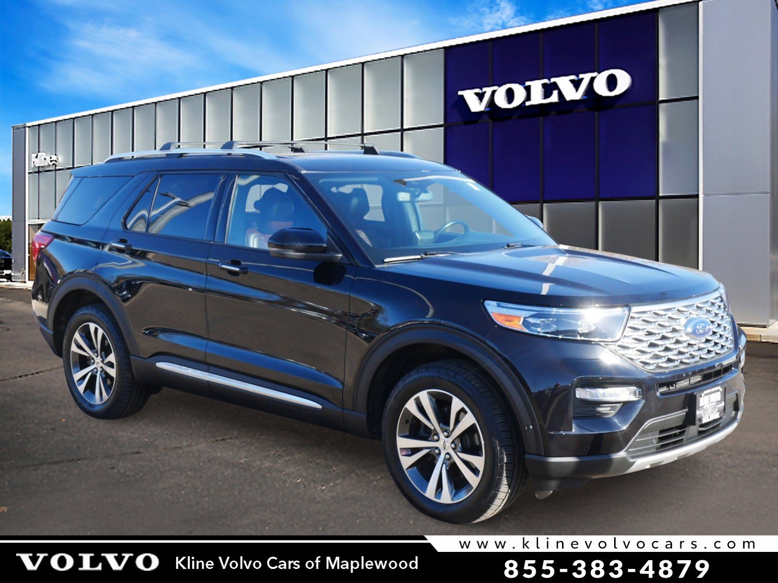 2020 Ford Explorer Platinum's photo