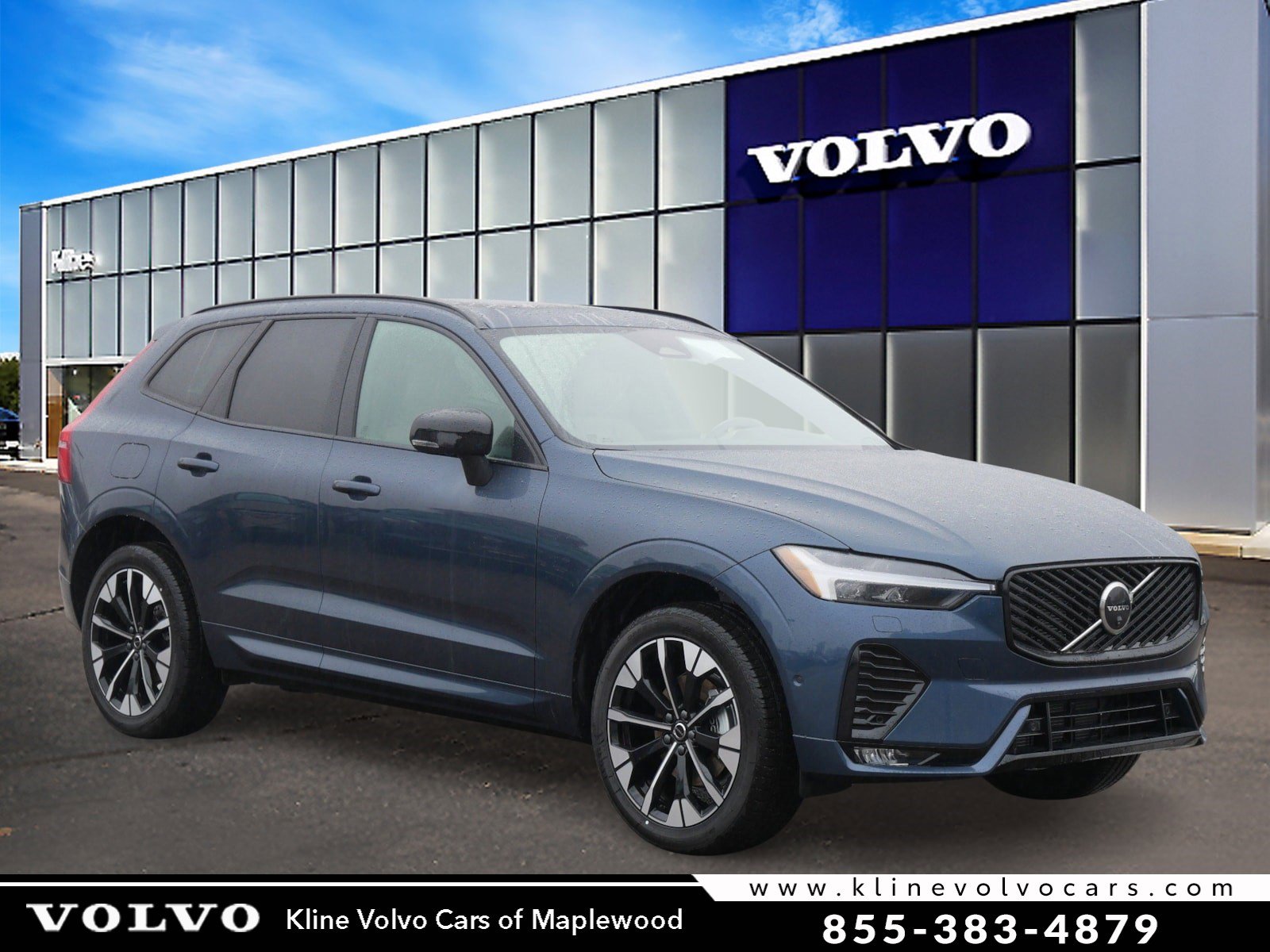 2026 Volvo XC60 B5 Plus Dark AWD's photo