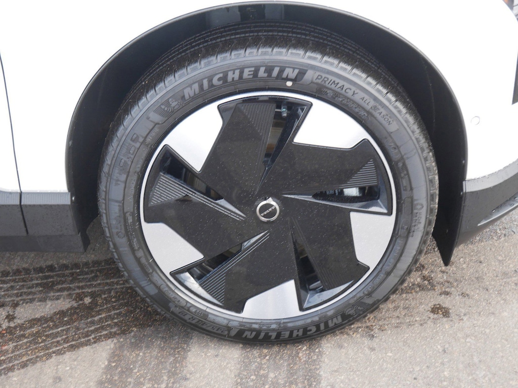 New 2026 Volvo EX30 Twin Motor Ultra SUV