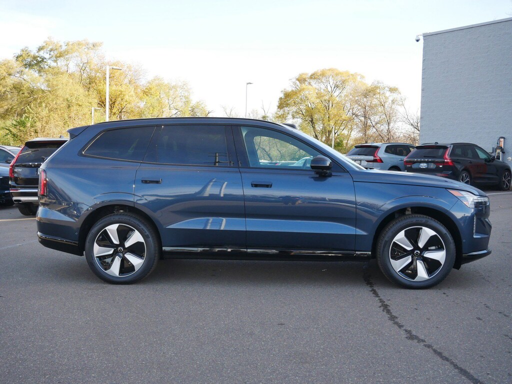 New 2025 Volvo EX90 Twin Motor Performance Plus 7-Seater SUV