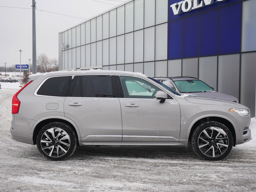 New 2025 Volvo XC90 plug-in hybrid T8 Ultra 6-Seater SUV