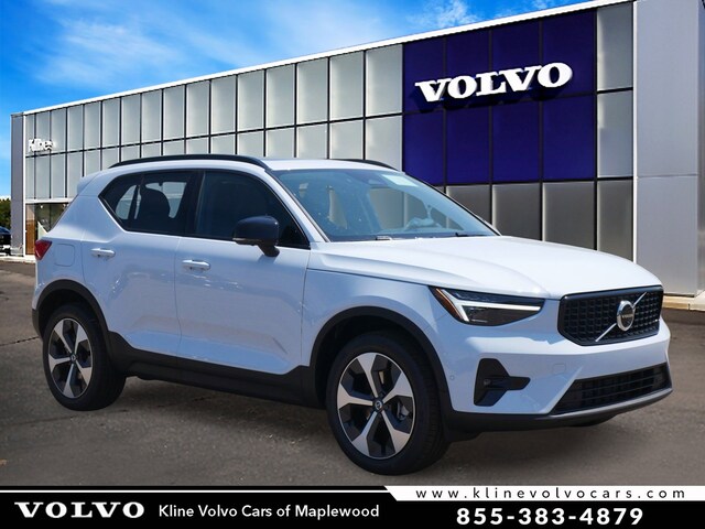 2026 Volvo XC40 B5 Plus AWD SUV