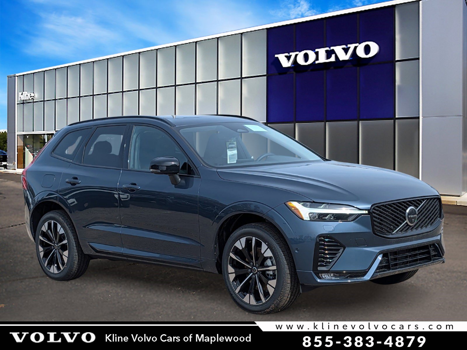 2026 Volvo XC60 B5 Plus Dark AWD's photo