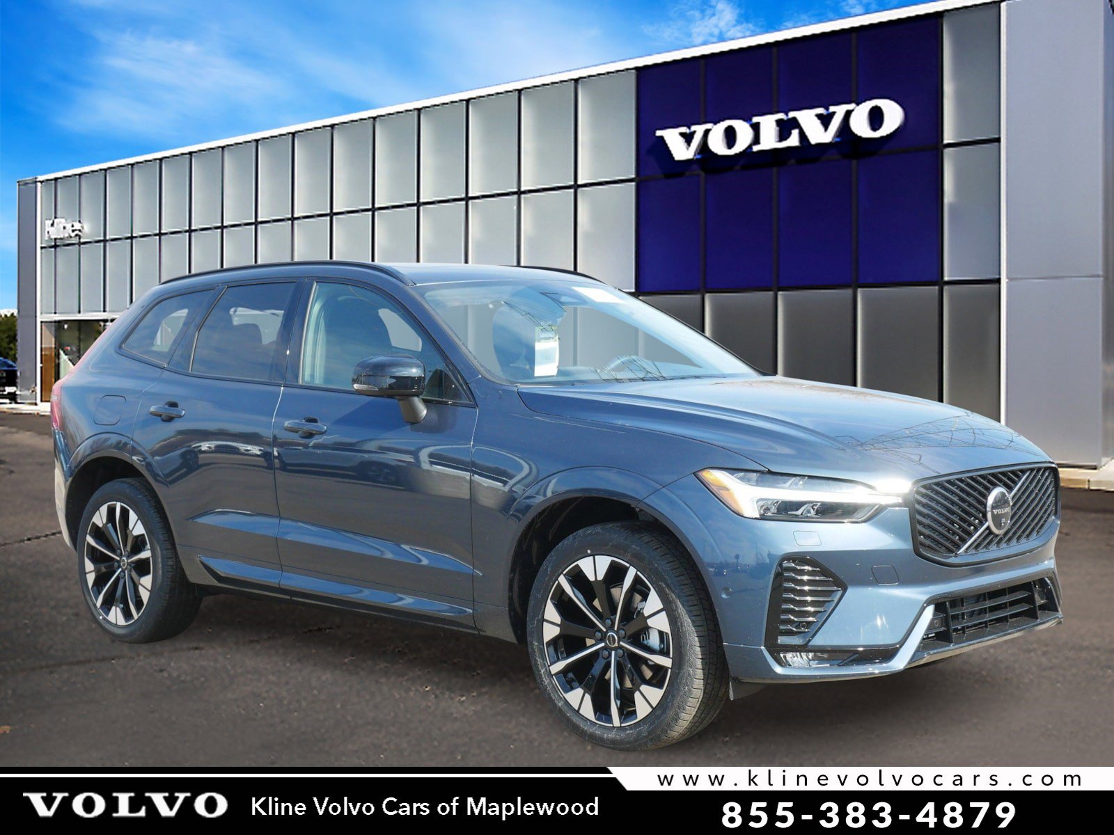 2026 Volvo XC60 B5 Plus Dark AWD's photo