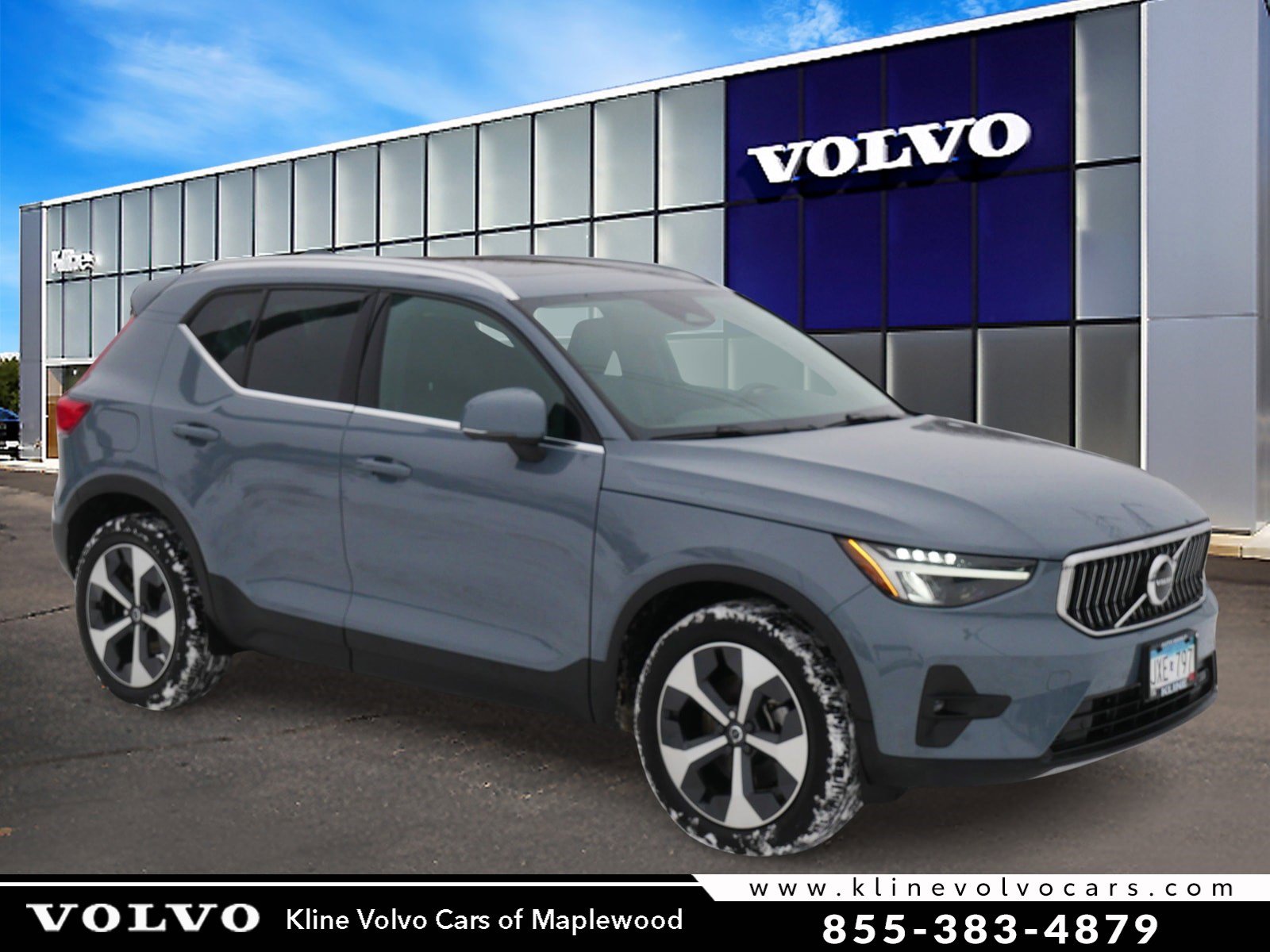 2023 Volvo XC40 B5 AWD Plus Bright Theme 