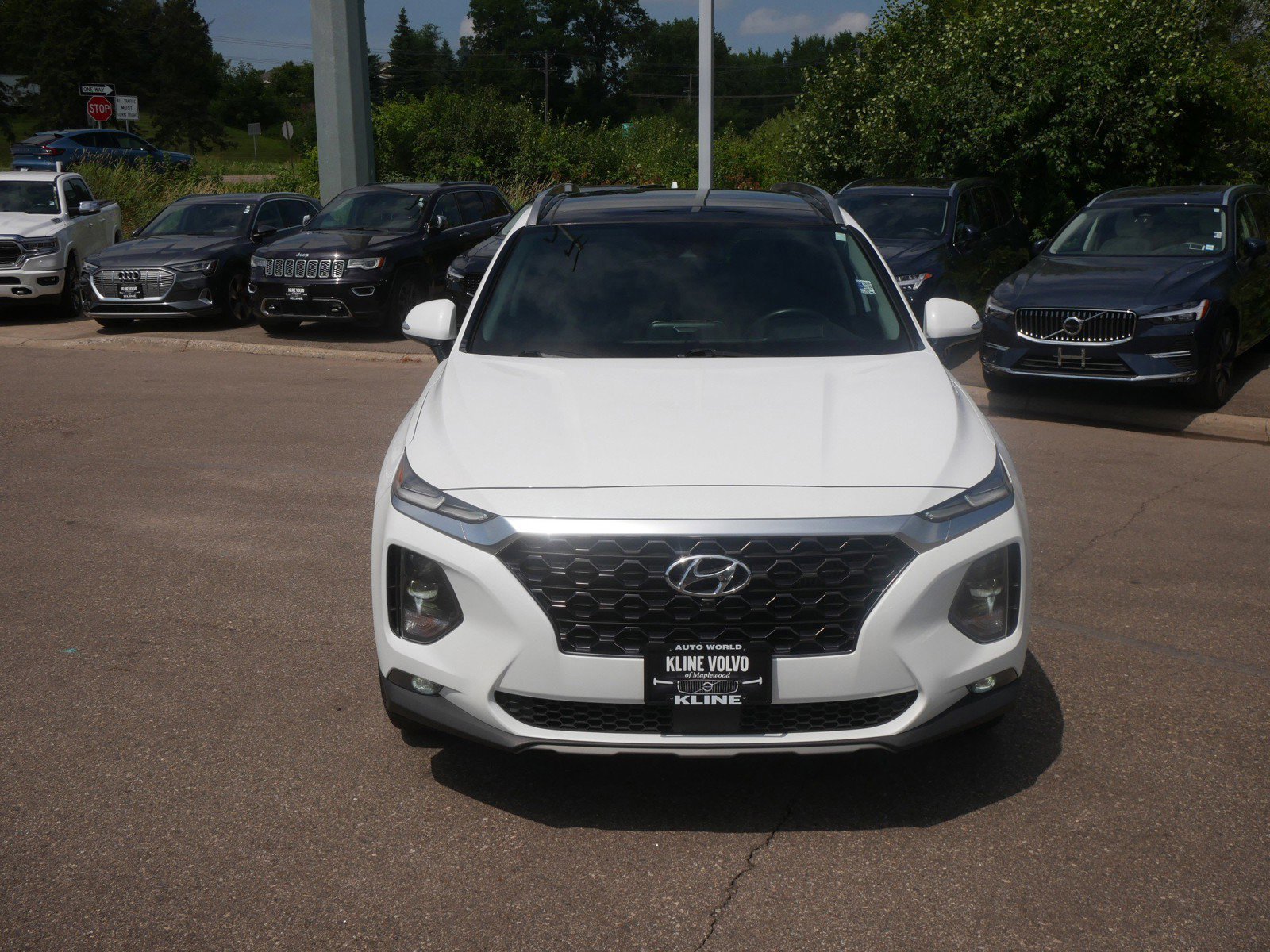 Used 2019 Hyundai Santa Fe Ultimate with VIN 5NMS5CAA5KH032996 for sale in Maplewood, Minnesota