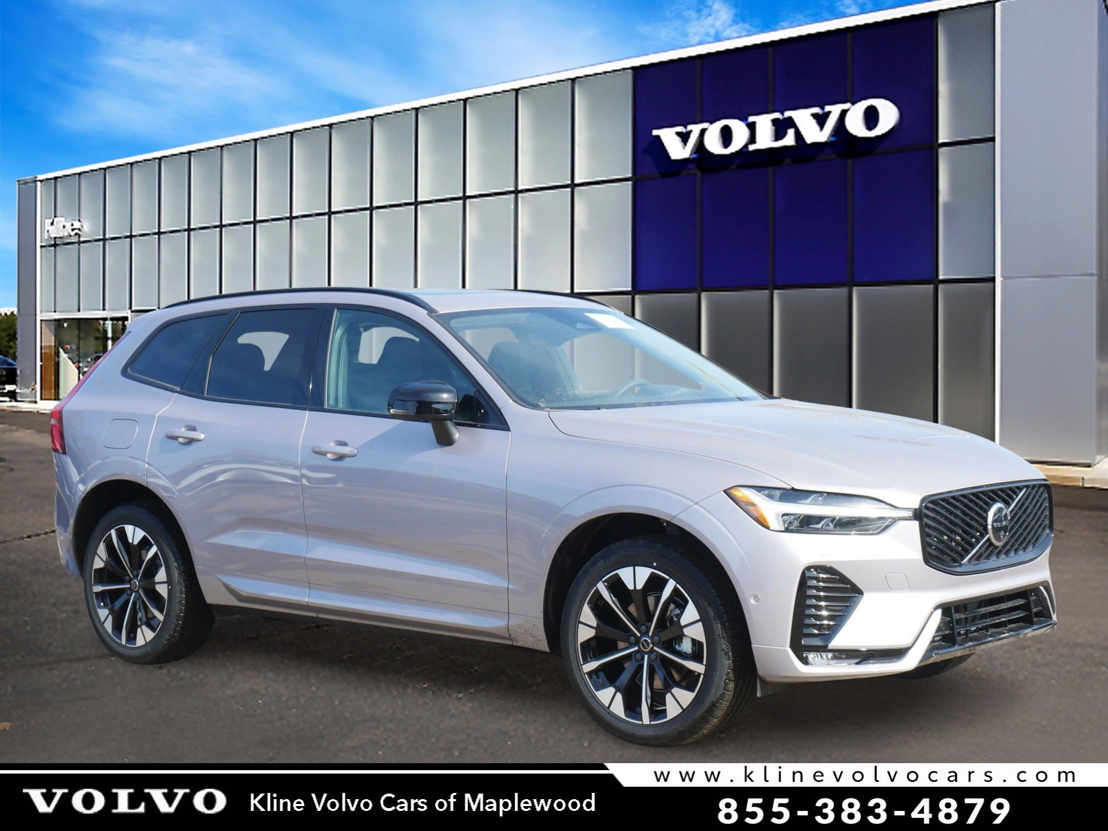 2026 Volvo XC60 B5 Plus Dark AWD's photo