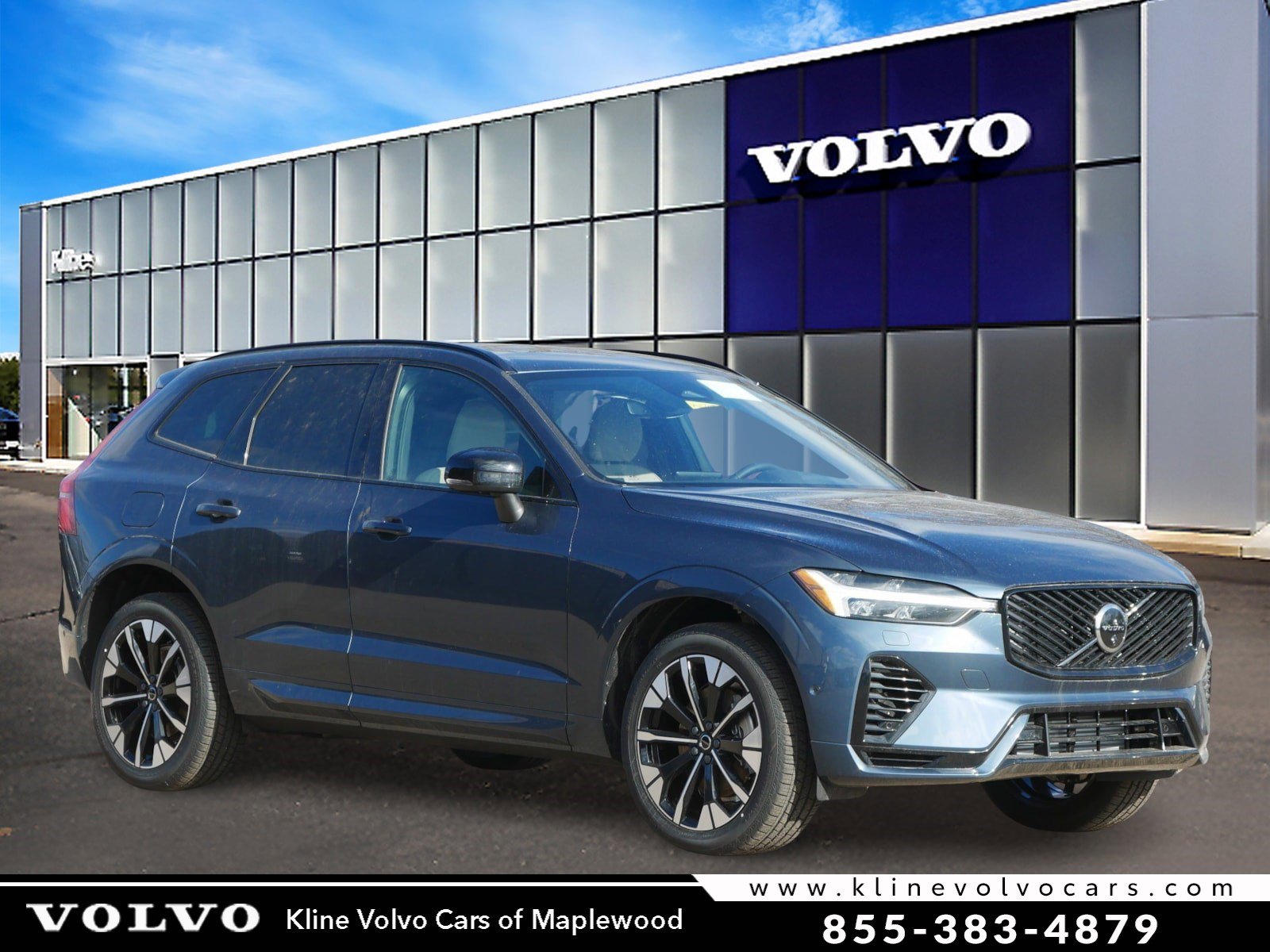 2026 Volvo XC60 T8 Plus Dark AWD's photo