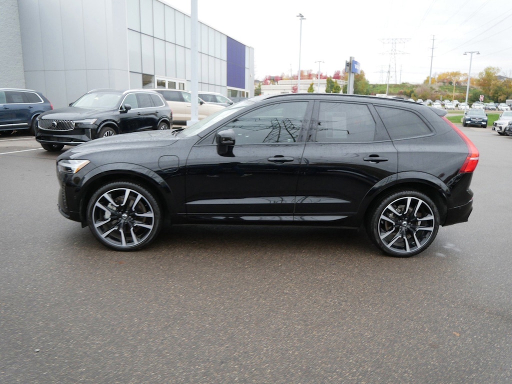 Certified 2023 Volvo XC60 Recharge Plug-In Hybrid Ultimate Dark Theme T8 eAWD PHEV Ultimate Dark Theme