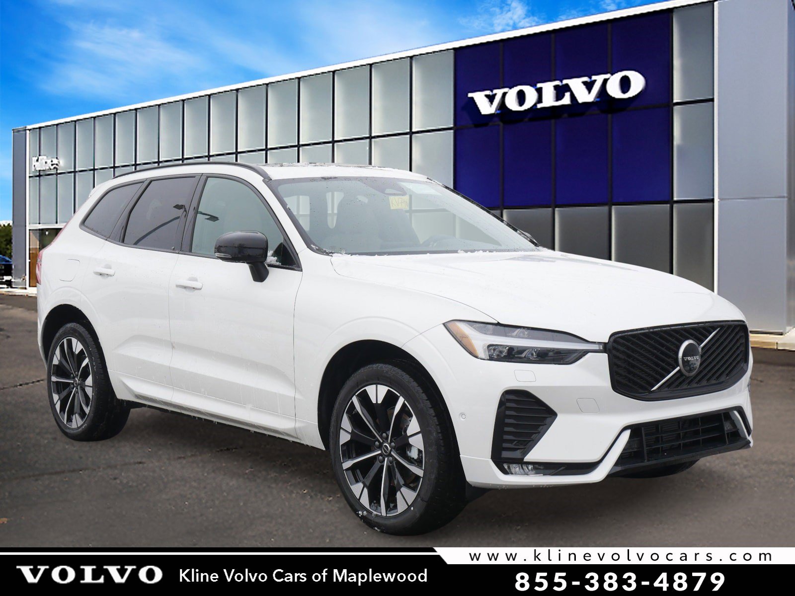 2026 Volvo XC60 Plus's photo