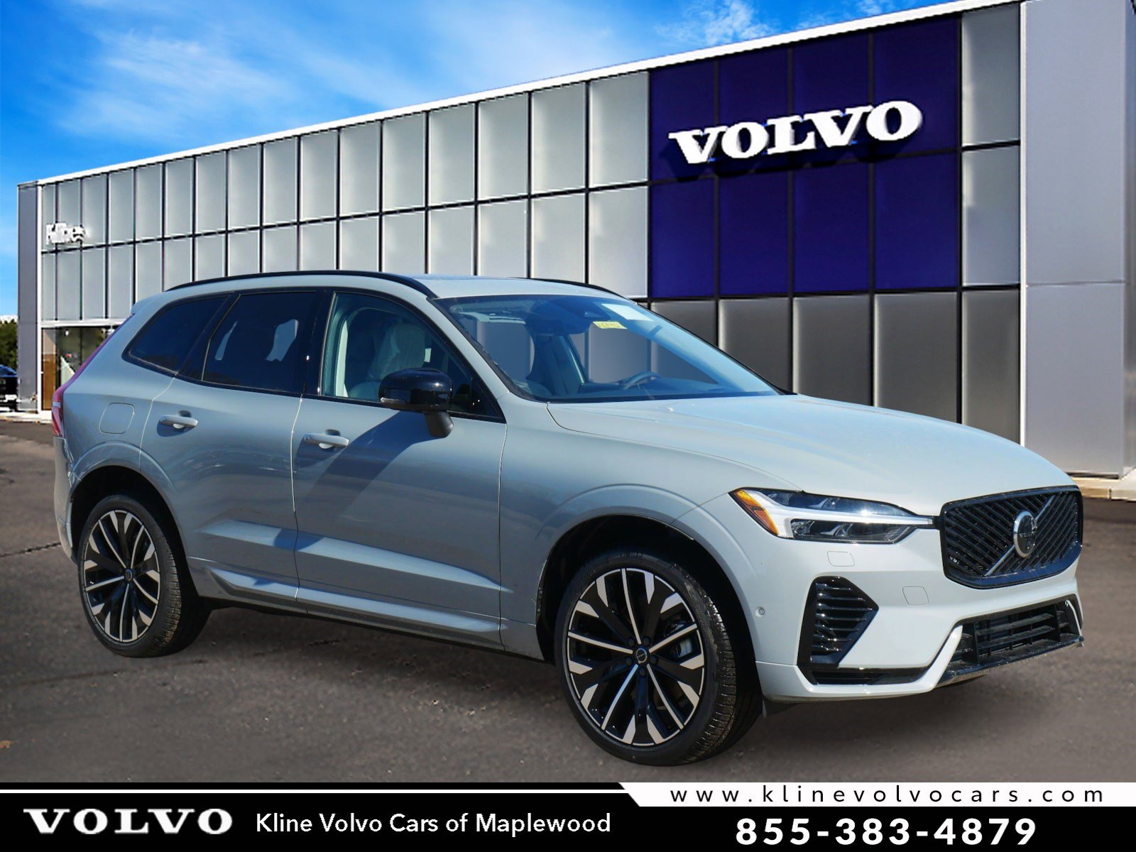 2026 Volvo XC60 T8 Ultra Dark AWD's photo