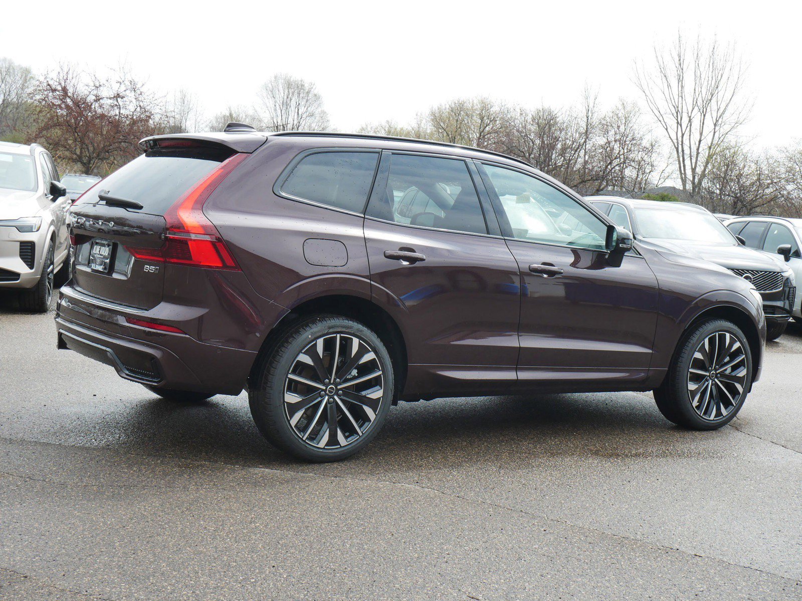 Shop New Volvo XC60 for Sale at Maplewood, MN | Kline Volvo