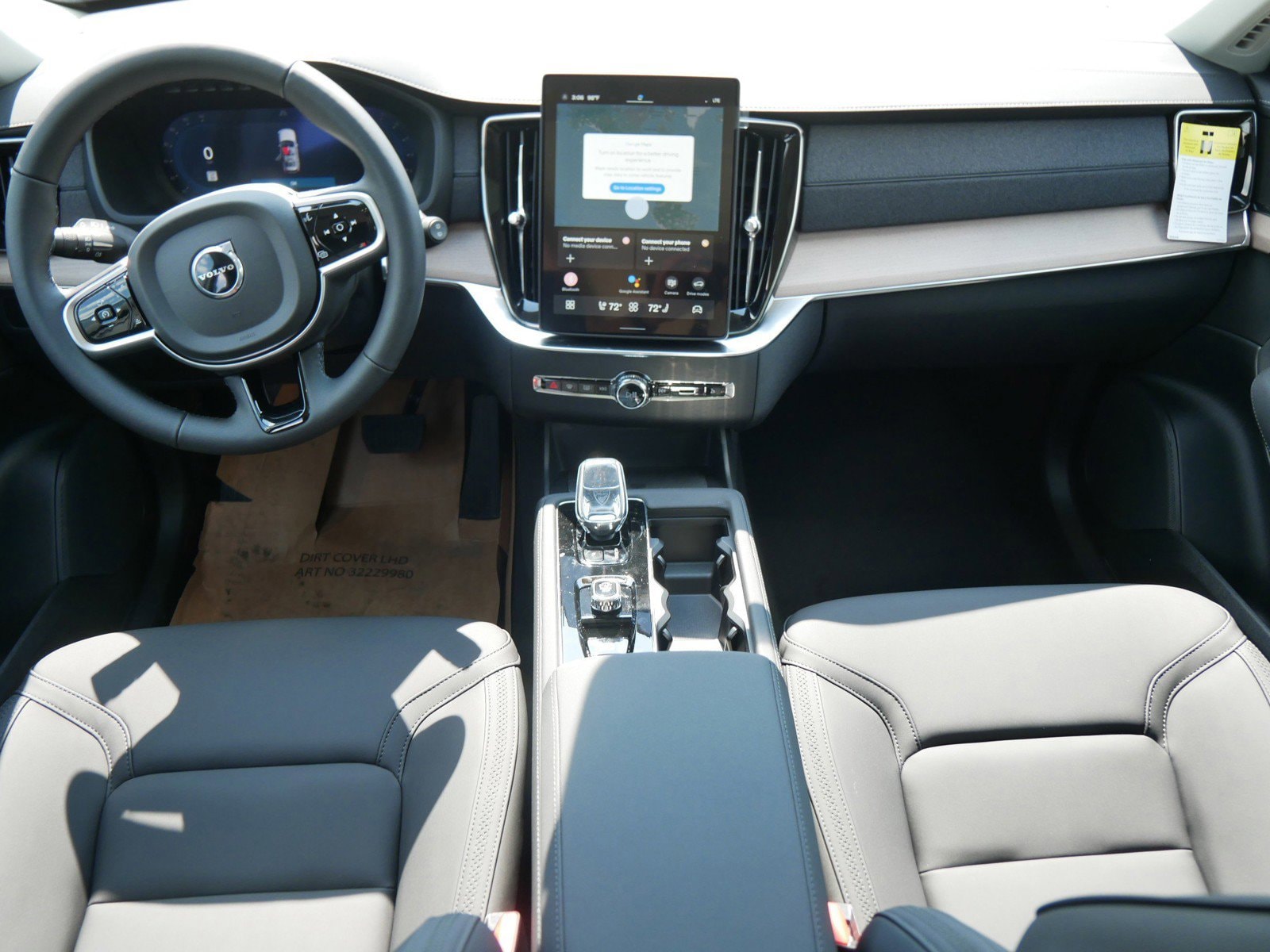 2025 Volvo XC90 Plus - Photo 7