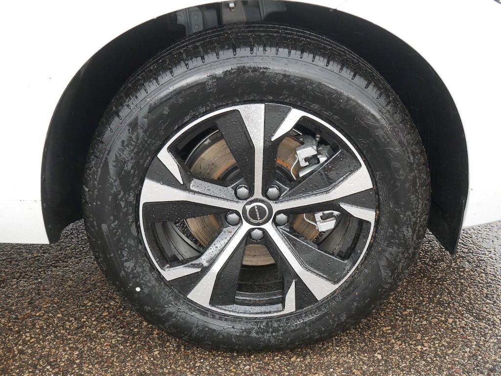 New 2026 Volvo XC60 B5 Core SUV