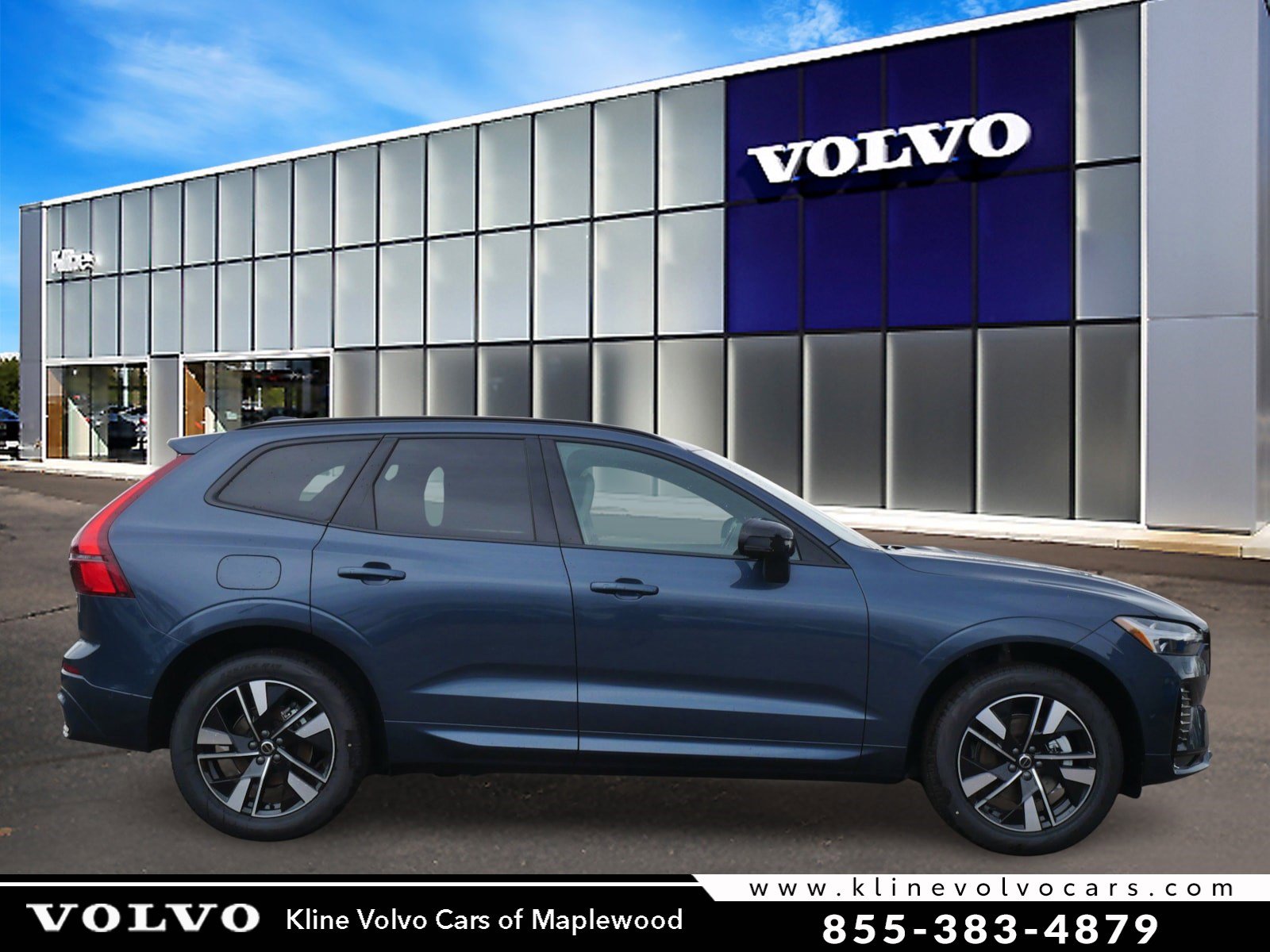 2026 Volvo XC60 B5 Plus Dark AWD's photo