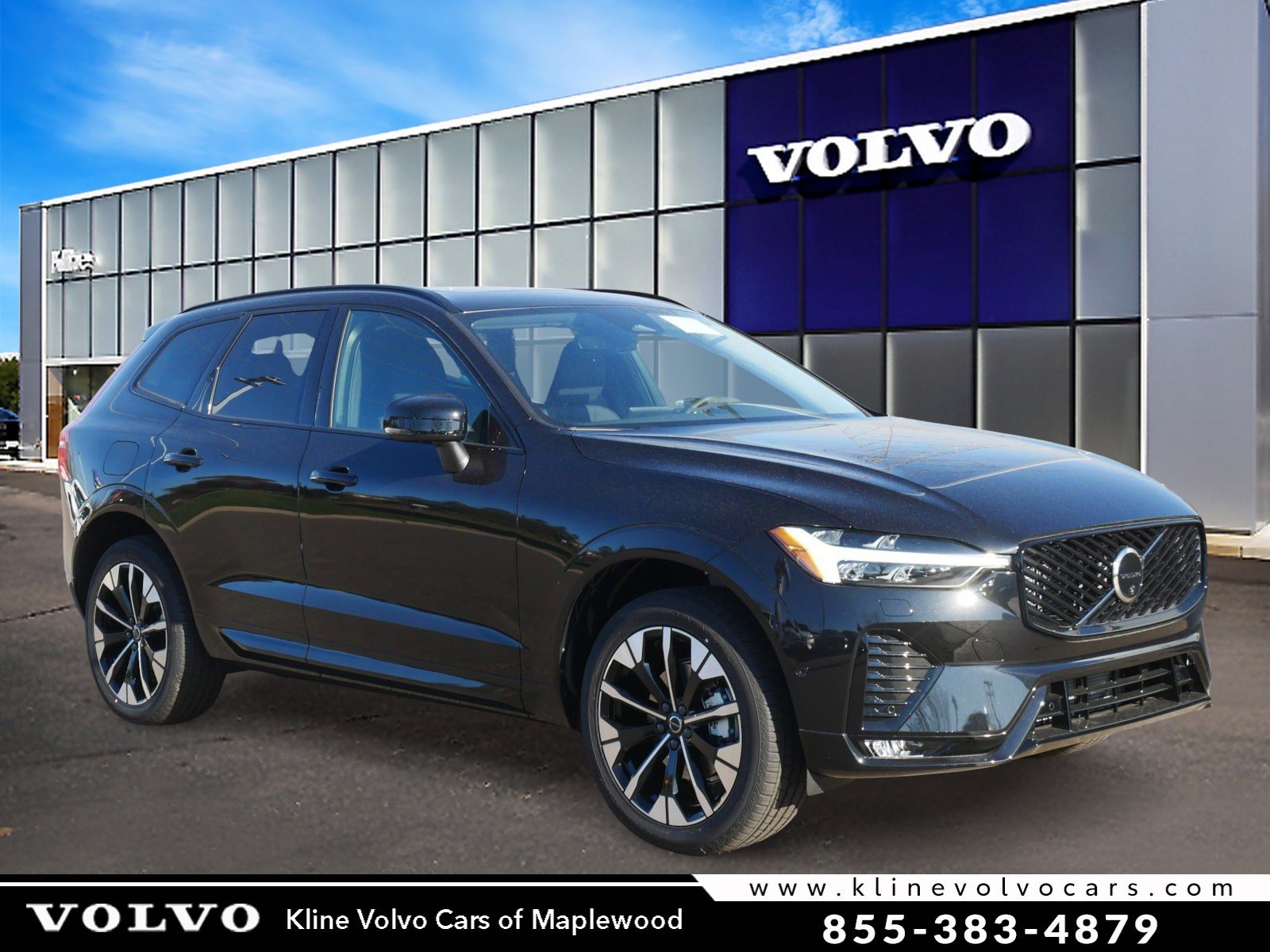 2026 Volvo XC60 Plus's photo