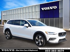 2026 Volvo V60 Cross Country B5 Plus AWD Wagon