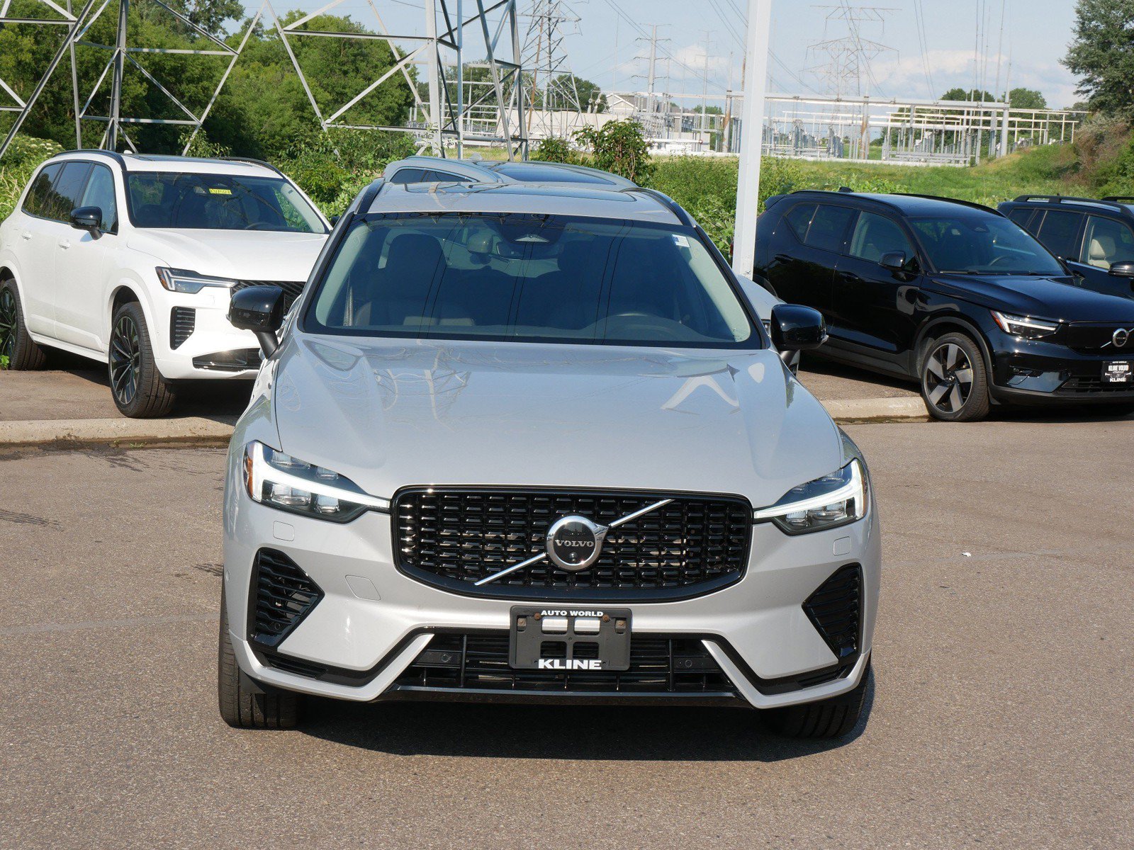 Used 2024 Volvo XC60 Plus with VIN YV4H60DL1R1820338 for sale in Maplewood, Minnesota