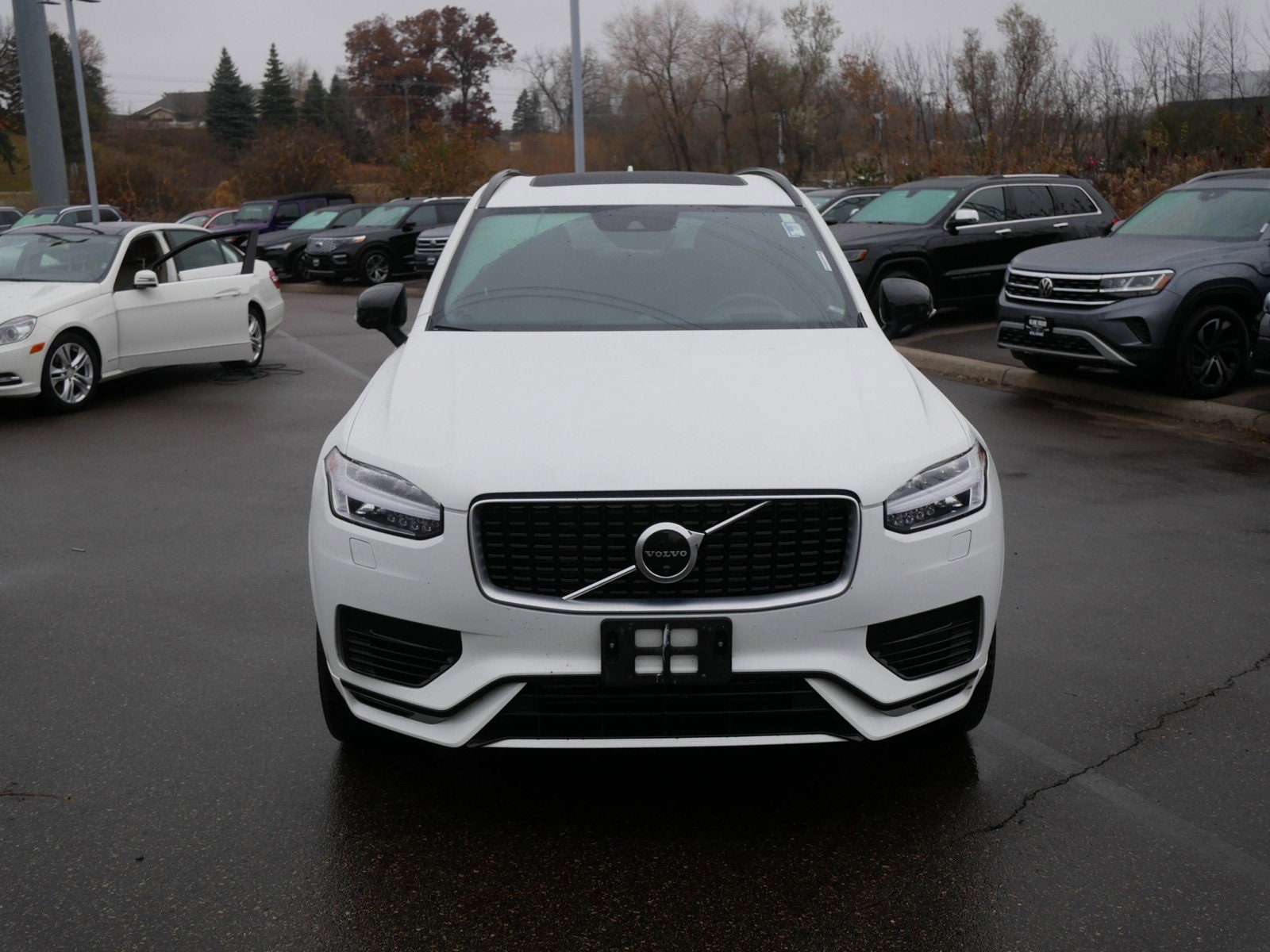 Used 2020 Volvo XC90 R-Design with VIN YV4BR0CM3L1623444 for sale in Maplewood, Minnesota