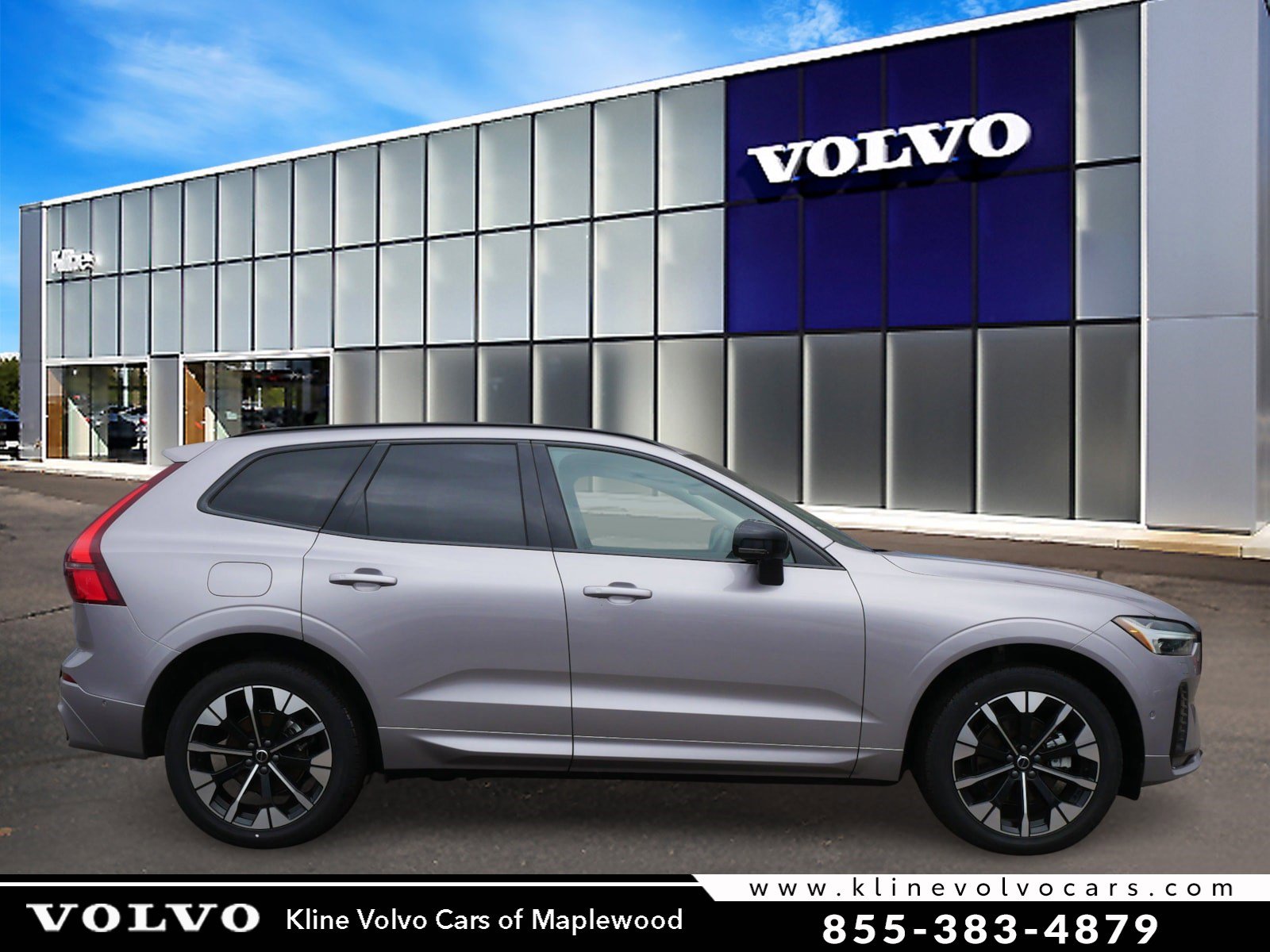 2026 Volvo XC60 B5 Plus Dark AWD's photo