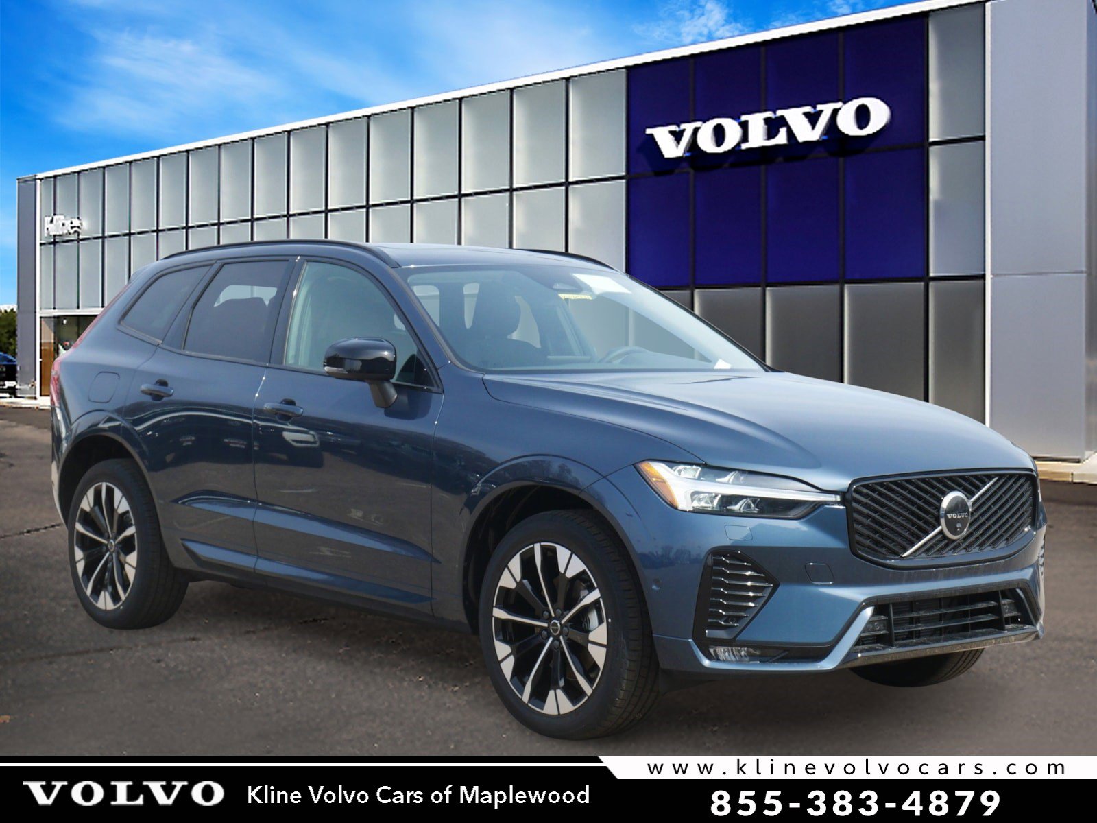 2026 Volvo XC60 B5 Plus Dark AWD's photo