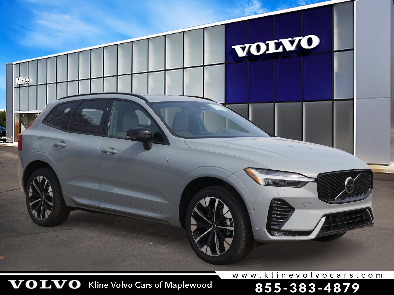 2026 Volvo XC60 B5 Plus Dark AWD's photo
