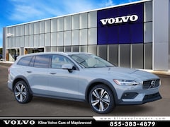 2026 Volvo V60 Cross Country B5 Plus AWD Wagon