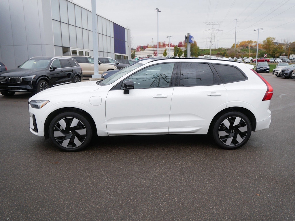 Certified 2025 Volvo XC60 Plug-In Hybrid Plus T8 AWD Plus