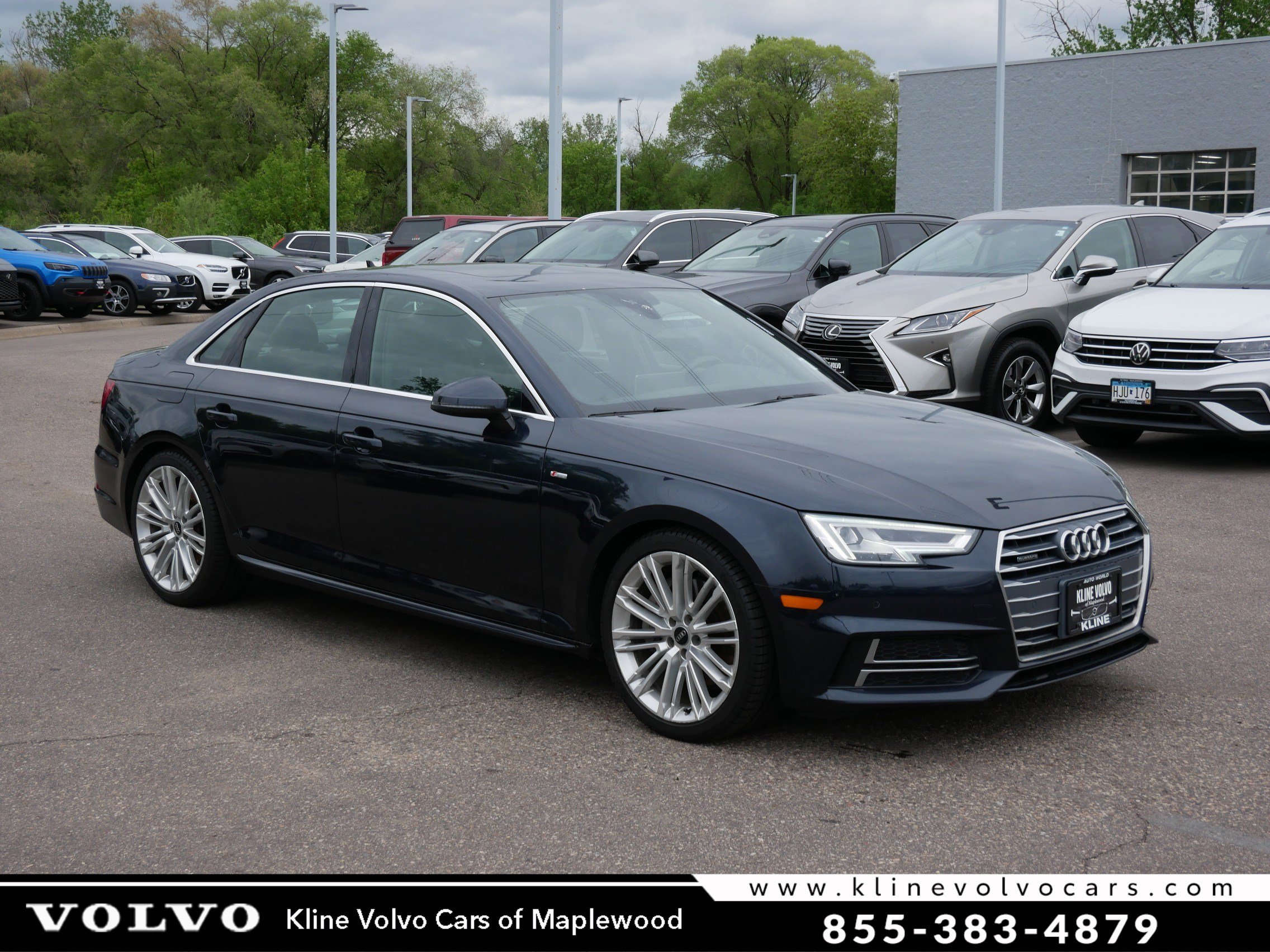 2017 Audi A4 2.0T quattro S tronic Premium Plus's photo