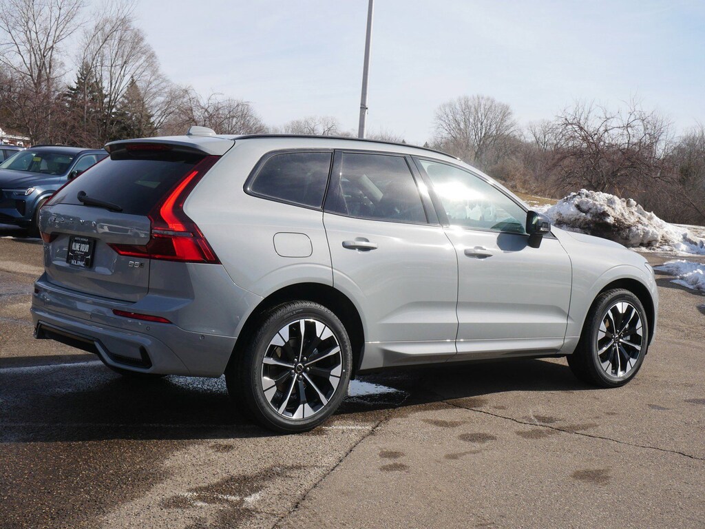 New 2026 Volvo XC60 B5 Plus SUV